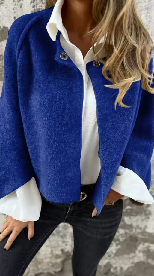 The Aurelia Coat – Timeless Elegance, Effortless Confidence