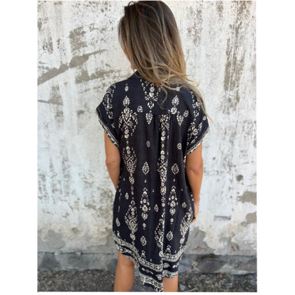 Celest™ | Loose fitting short sleeve dress with print and pockets